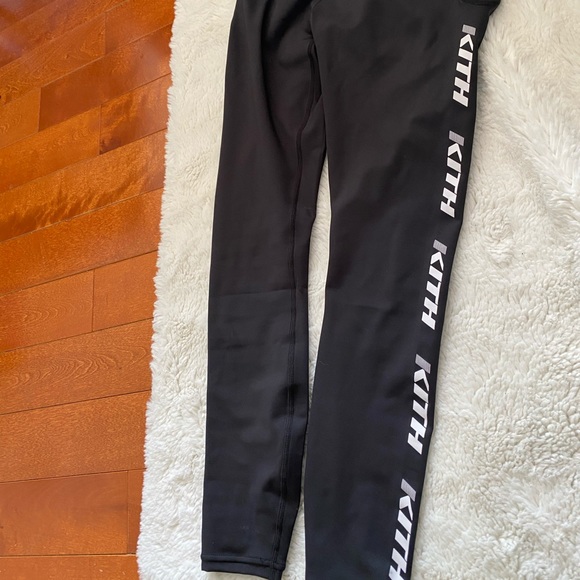 kith leggings